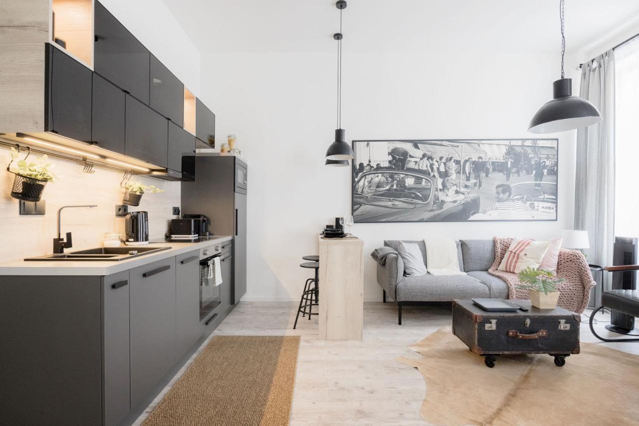 Two-Bedroom Apartment Next To Music Academy Budapest Exteriör bild